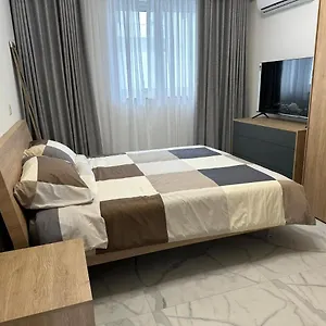 https://skylark-2-apartment.hotelssaintjulians.com