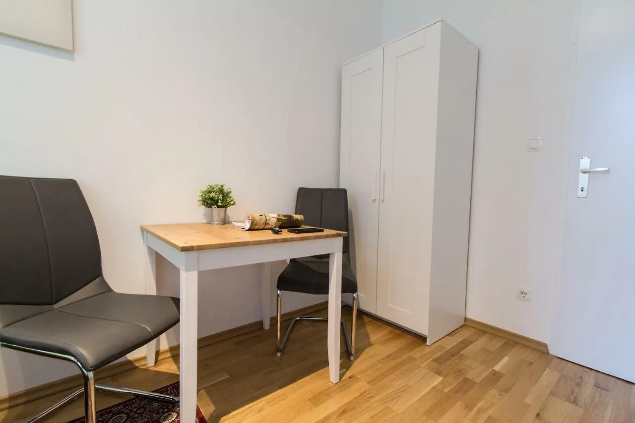 Apartment Davidgasse Vienna 0*,